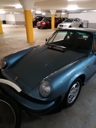 Porsche 911  2.7 s